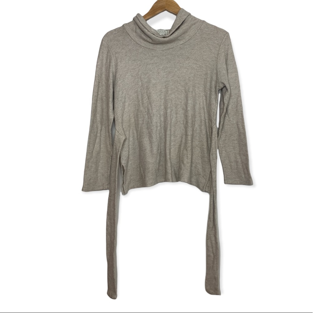 Sinuous Womens Long Sleeve Turtle Neck Sweater Front Tie Size Medium